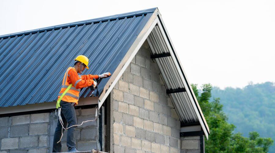 Professional residential roofers in Lockbourne, OH